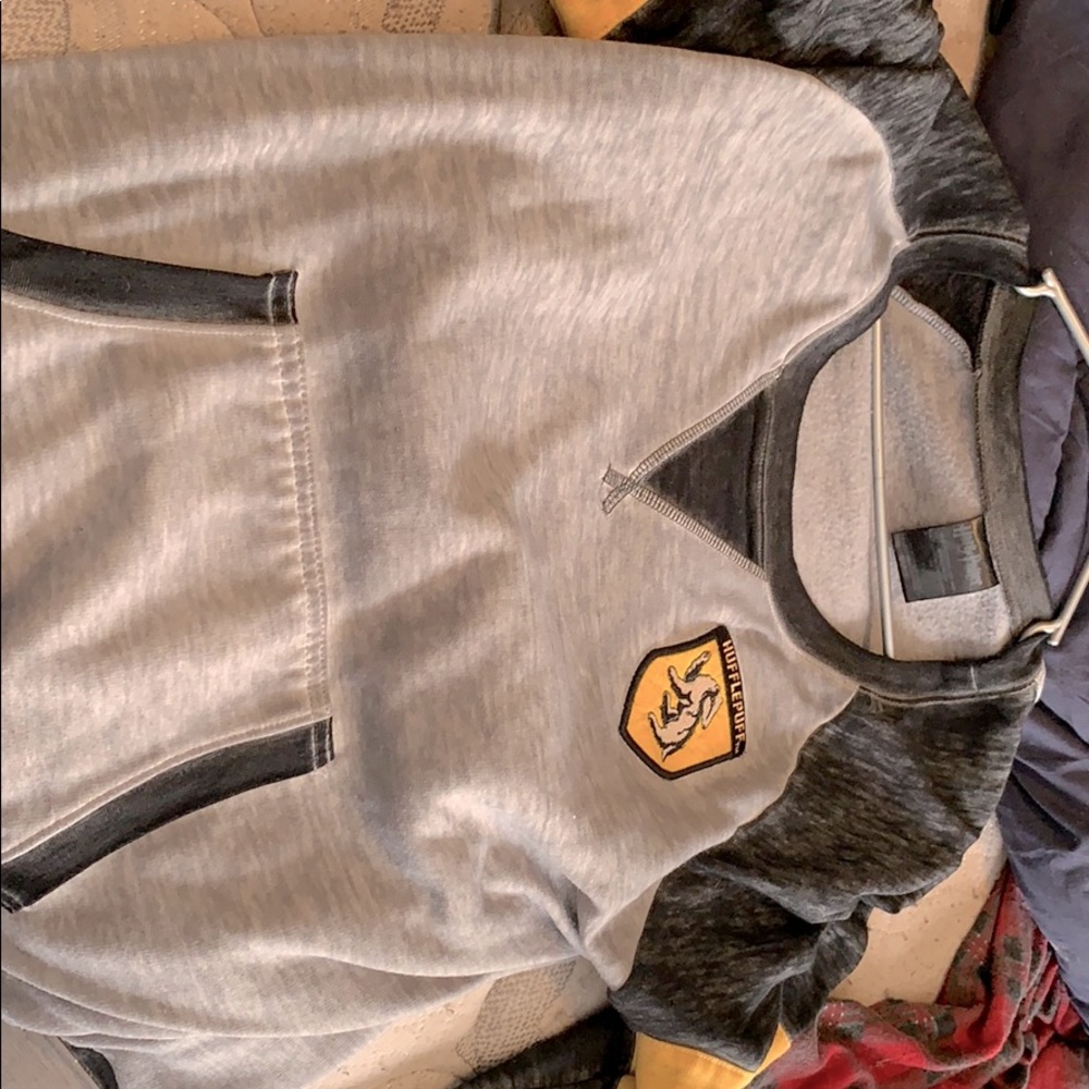 Hufflepuff sweater - size : XL